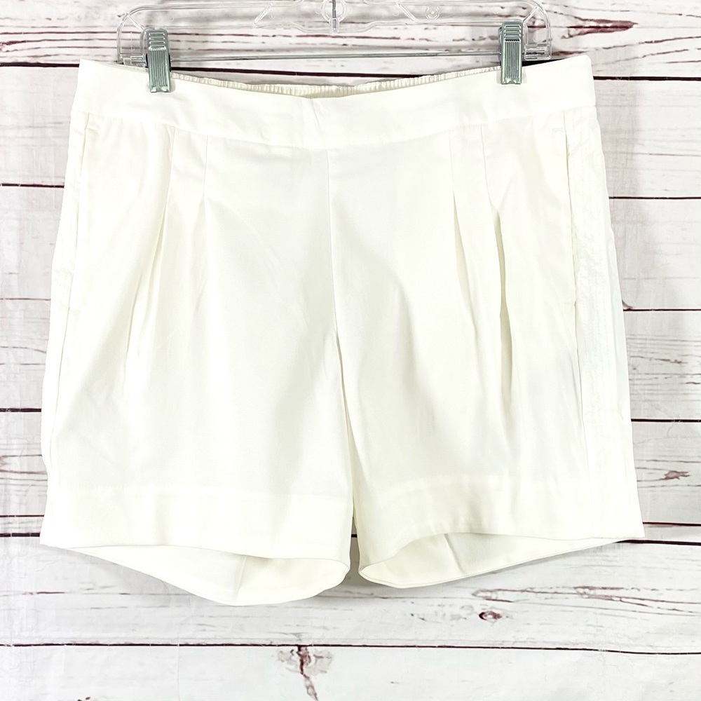 Nike‎ Golf Women's 6” Pleat Shorts Dri-fit Size M